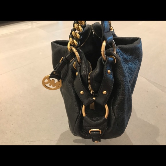 Michael Kors purse - Picture 4 of 8